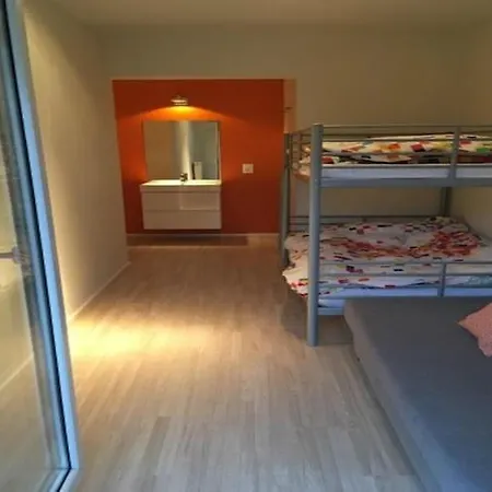 Modern 5th Floor Apartamento *